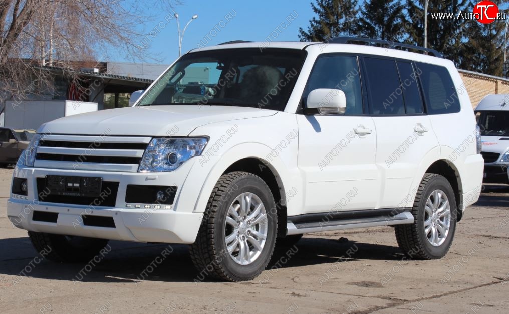 32 999 р. Бампер передний Broomer Design  Mitsubishi Pajero ( 4 V90,  4 V80) (2006-2015) дорестайлинг, дорестайлинг, 1-ый рестайлинг, 3 дв. 1-ый рестайлинг (Неокрашенный)  с доставкой в г. Кемерово