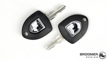 22 749 р. Багажный бокс Broomer Venture (420 л/189x89x40 см) на крышу   (Покрытие: шагрень, Цвет: чёрный)  с доставкой в г. Кемерово. Увеличить фотографию 11
