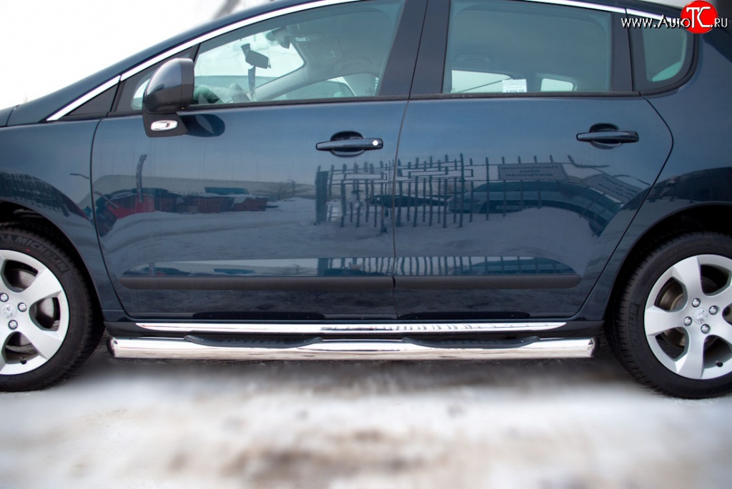 14 449 р. Защита порогов Russtal из трубы d76 мм с пластиковыми вставками для ног Peugeot 3008 рестайлинг (2013-2017) (Защита порогов с со скосами на торцах (вариант 1))  с доставкой в г. Кемерово
