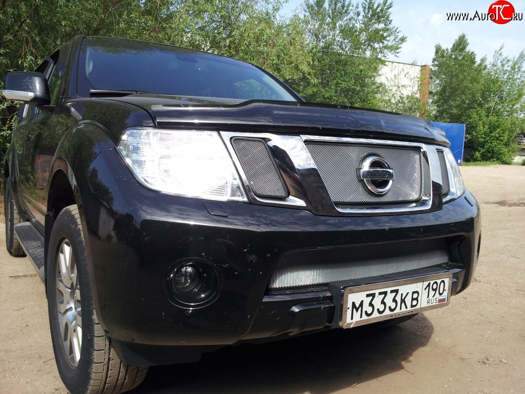 2 499 р. Сетка в решетку радиатора Russtal Nissan Pathfinder R51 рестайлинг (2009-2014) (хром)  с доставкой в г. Кемерово