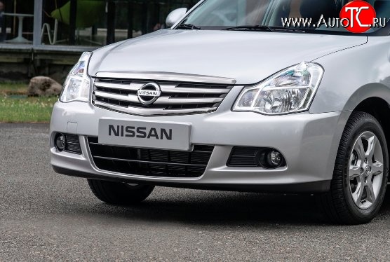 4 599 р. Передний бампер с правой заглушкой под крюк Стандартный Nissan Almera G15 седан (2012-2019) (Окрашенный)  с доставкой в г. Кемерово