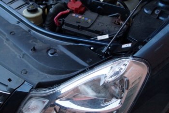 2 969 р. Упор капота MV-Tuning (одинарный)  Nissan Almera  G15 (2012-2019) седан  с доставкой в г. Кемерово. Увеличить фотографию 5