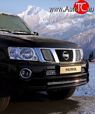 1 299 р. Декоративные вставки решетки радиатора Souz-96 (2 элемента) Nissan Patrol 6 Y62 дорестайлинг (2010-2014)  с доставкой в г. Кемерово