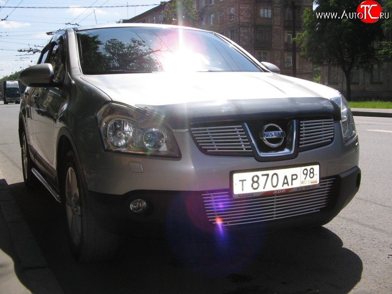 4 399 р. Декоративная вставка решетки радиатора Berkut Nissan Qashqai 1 дорестайлинг (2007-2010)  с доставкой в г. Кемерово