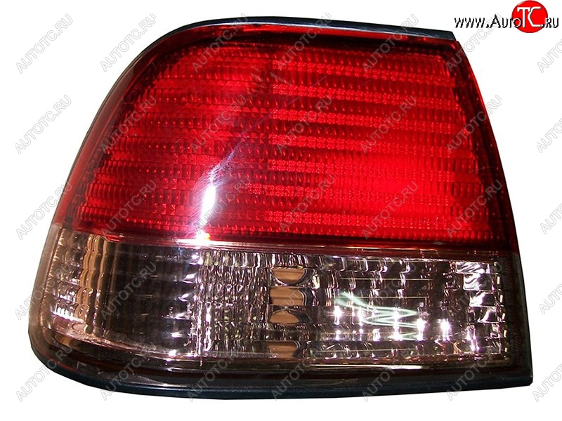 4 099 р. Левый фонарь (внешний/розовая полоса) SAT Nissan Sunny B15 (1998-2004)  с доставкой в г. Кемерово