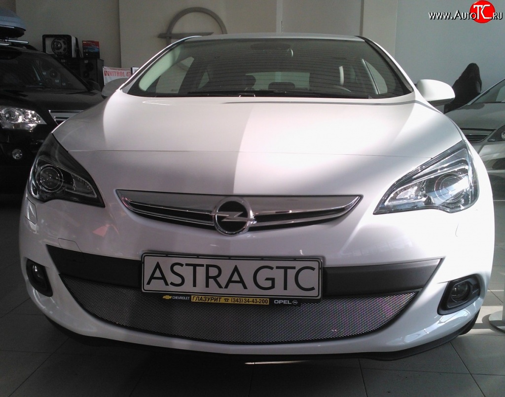 1 539 р. Сетка на бампер GTC Russtal (хром) Opel Astra J хэтчбек 5 дв. дорестайлинг (2009-2012)  с доставкой в г. Кемерово