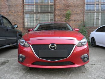 3 899 р. Защитная сетка в бампер (низ, ячейка 4х10 мм) Alfeco Премиум  Mazda 3/Axela  BM (2013-2016) дорестайлинг седан, дорестайлинг, хэтчбэк (Чёрная)  с доставкой в г. Кемерово. Увеличить фотографию 1