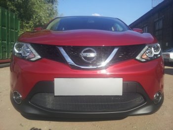 3 199 р. Защитная сетка в бампер (низ, ячейка 3х7 мм) Стрелка11 Стандарт Nissan Qashqai 2 J11 дорестайлинг (2013-2019) (Чёрная)  с доставкой в г. Кемерово. Увеличить фотографию 2