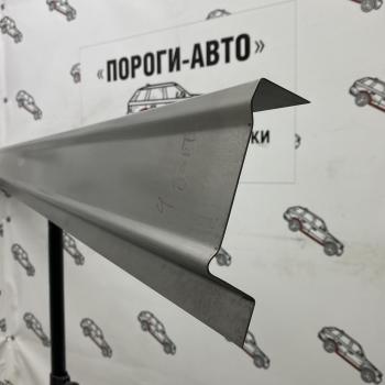 Правый ремонтный порог Пороги-Авто Toyota Land Cruiser  200 (2007-2021) дорестайлинг, 1-ый рестайлинг, 2-ой рестайлинг (Холоднокатанная сталь 1 мм)