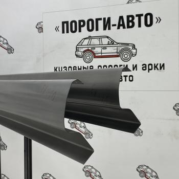 Левый ремонтный порог Пороги-Авто Audi A3 ( 8L1 хэтчбэк 3 дв.,  8LA хэтчбэк 5 дв.,  8P1 хэтчбэк 3 дв.,  8PA хэтчбэк 5 дв.,  8VA хэтчбэк 5 дв.,  8VS седан,  8V1,  8Y хэтчбэк 5 дв.,  8Y седан) (1996-2022) дорестайлинг, рестайлинг, 1-ый рестайлинг, 2-ой рестайлинг, 3 рестайлинг, 3-ий рестайлинг, хэтчбэк 3 дв. дорестайлинг, рестайлин, хэтчбэк 3 дв. рестайлинг (холоднокатаная сталь 1 мм)