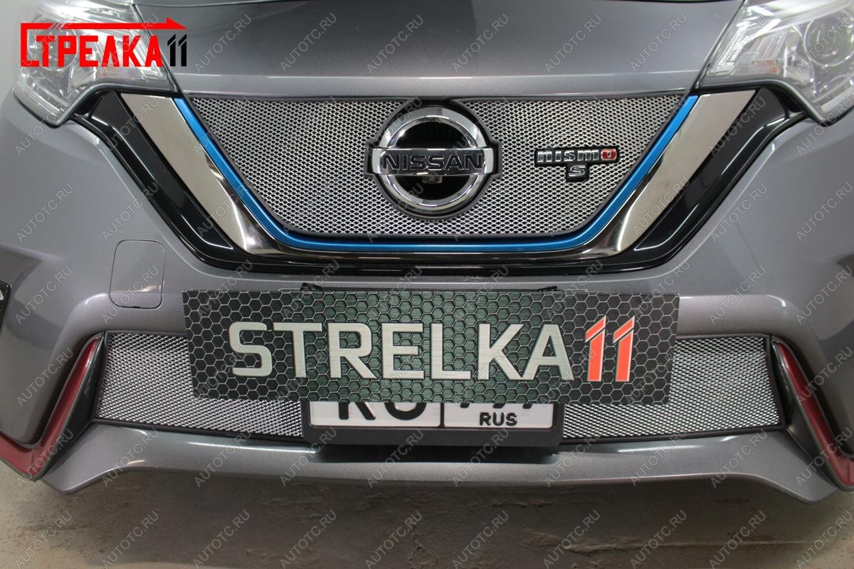 3 899 р. Защита радиатора (верх) (Японская сборка) Стрелка11 Стандарт  Nissan Note  2 (2016-2020) E12 рестайлинг (хром)  с доставкой в г. Кемерово