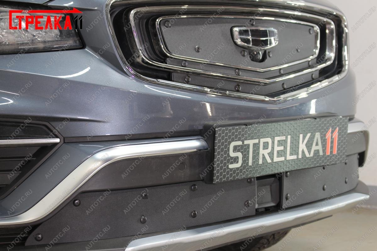 1 479 р. Зимняя заглушка решетки радиатора (верх 3 части) Стрелка11 Geely Atlas Pro NL3 (2019-2025) (черная)  с доставкой в г. Кемерово