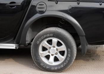 Расширители колесных арок задний левый (вынос 40 мм) Русская Артель Mitsubishi L200  4 (2013-2016)  рестайлинг (глянец под покраску)