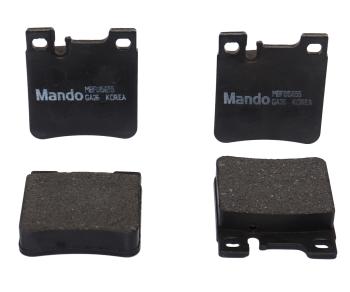 1 649 р. Колодки тормозные MERCEDES 140,210 задние (4шт.) MANDO MANDO mbf015655  с доставкой в г. Кемерово. Увеличить фотографию 1