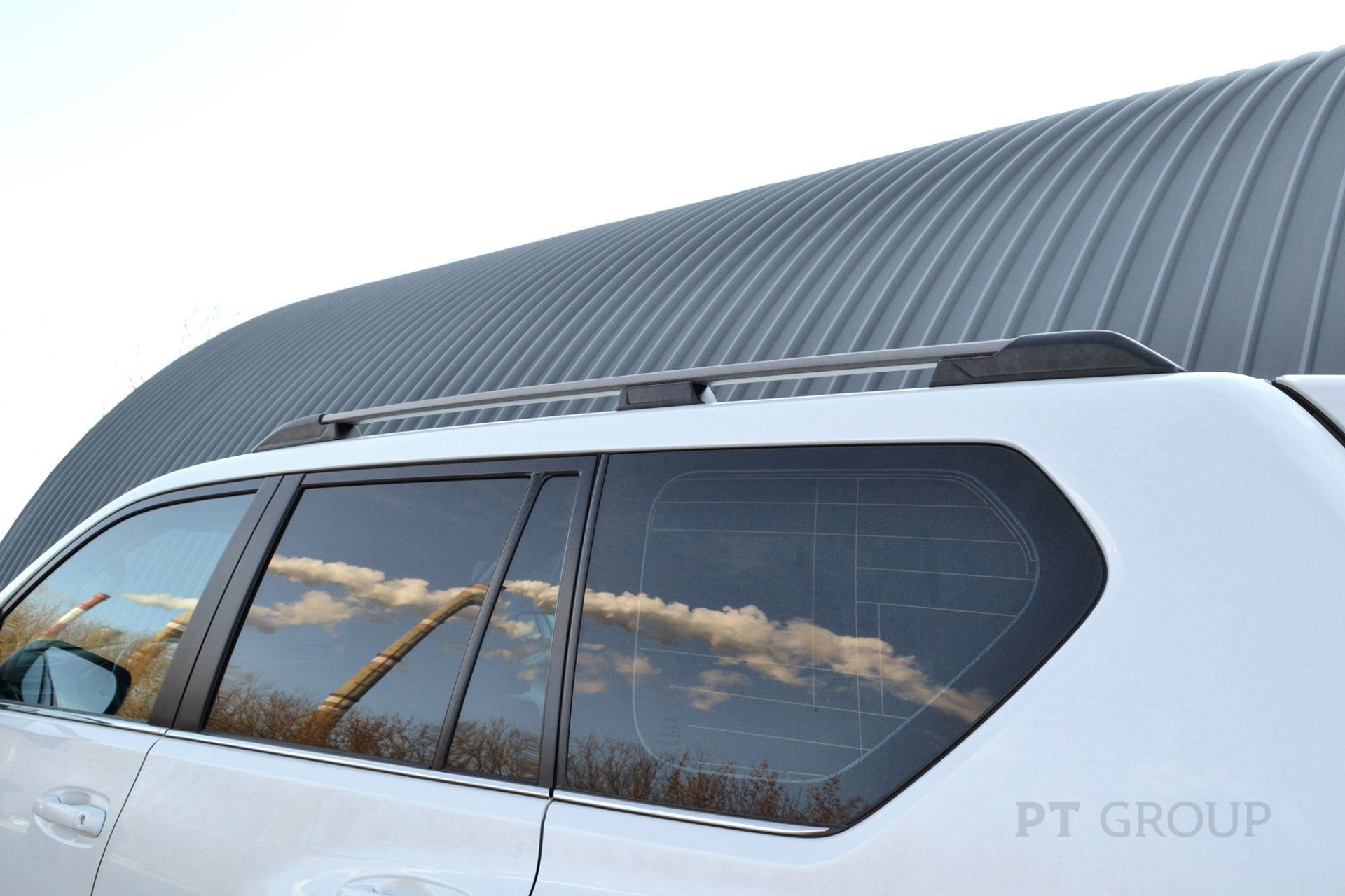 8 399 р. Рейлинги на крышу Petroil Tuning  Toyota Land Cruiser Prado  J150 (2009-2025) дорестайлинг, 1-ый рестайлинг, 2-ой рестайлинг, 3-ий рестайлинг (серебристый муар)  с доставкой в г. Кемерово