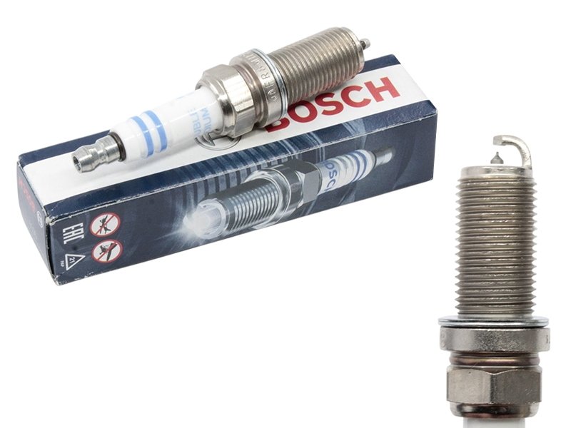 889 р. Свеча зажигания  2SZFE1-2AR 05- BOSCH 0242230533  с доставкой в г. Кемерово