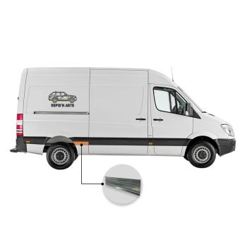 Вставка под молдинг кармана перед задним правым колесом нижняя Volkswagen Crafter mini