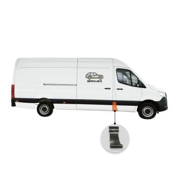 Карман после пассажирской двери с заходом под молдинг Mercedes Sprinter 906 maxi