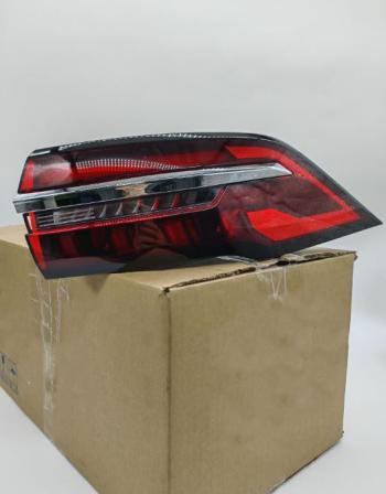 Стоп-сигнал GEELY MONJARO RH (в крыло) DAR cbl0000070