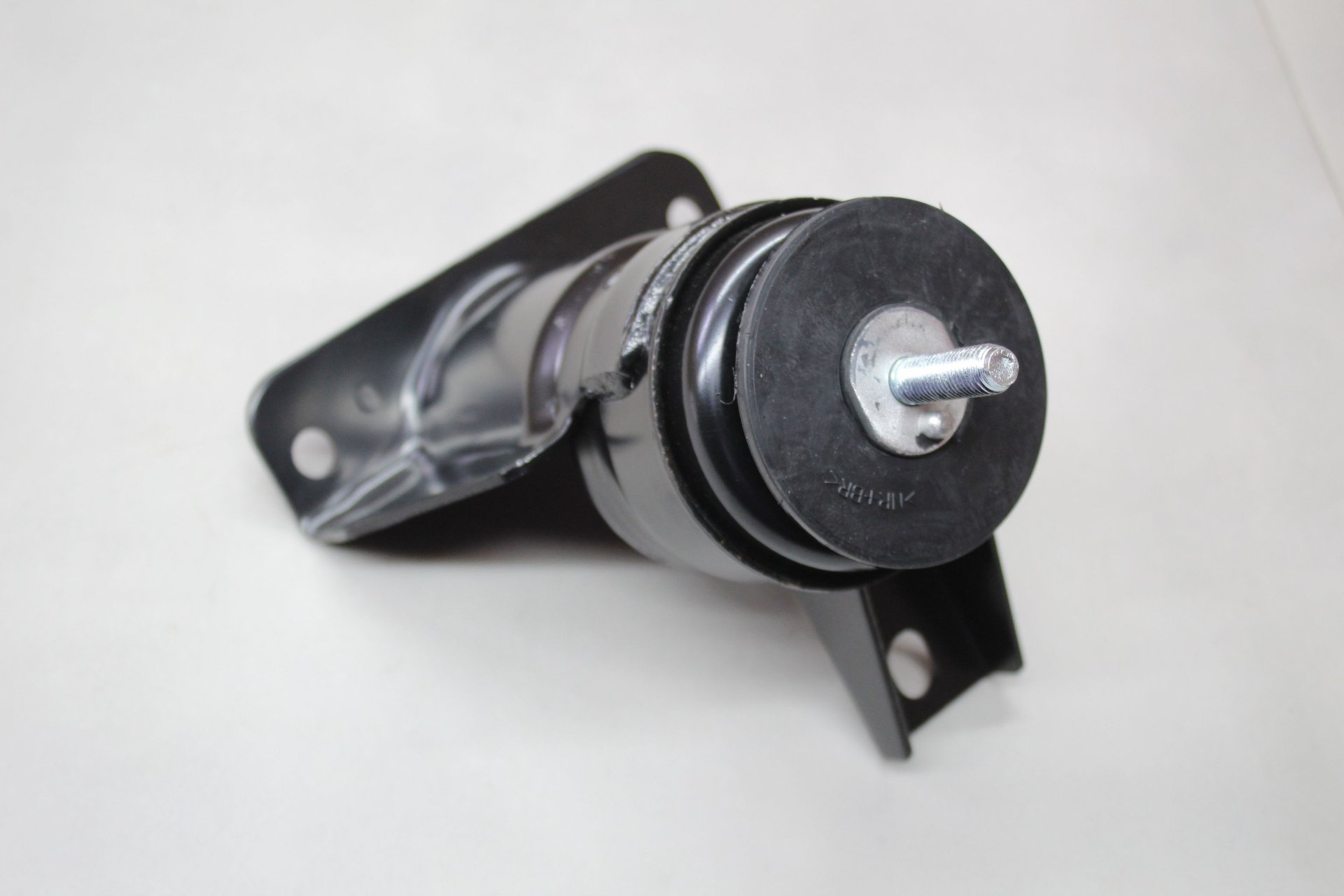 3 199 р. Подушка двигателя для SUZUKI SWIFT ZC11S M13A RH DAR pd1590231  с доставкой в г. Кемерово