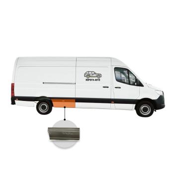 Карман перед задним правым колесом с заходом под молдинг Mercedes Sprinter 906 maxi