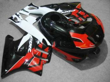 37 999 р. Комплект пластика для мотоцикла Honda CBR 600 F3 97-98 Красно-Чёрно-Белый Комплекты пластика наличие пм-00017487  с доставкой в г. Кемерово. Увеличить фотографию 1