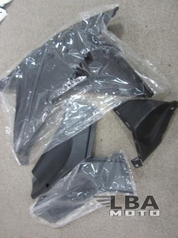 369 р. Внутренний пластик для Yamaha R1 00-01 Без цвета Детали пластика под покраску пм-00000565  с доставкой в г. Кемерово. Увеличить фотографию 1