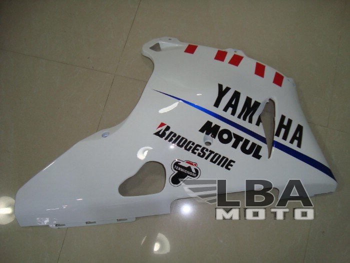 4 599 р. Правый нижний боковой пластик для Yamaha R1 98-99 Без цвета Детали пластика под покраску пм-00000569  с доставкой в г. Кемерово