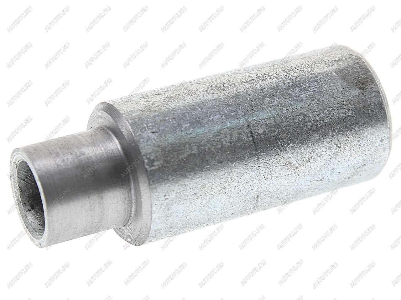 349 р. Втулка ГАЗ-3302 дв.УМЗ-42167 крепления ролика натяжного (ОАО УМЗ)  с доставкой в г. Кемерово