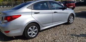 3 499 р. Пластиковые накладки порогов Фанат Тюнинг Hyundai Solaris RBr хэтчбэк рестайлинг (2014-2017) (неокрашенные (глянец под окраску))  с доставкой в г. Кемерово. Увеличить фотографию 2