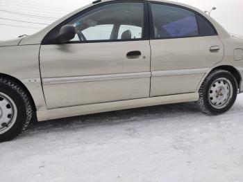 3 499 р. Пластиковые накладки порогов Фанат Тюнинг KIA Rio 1 DC дорестайлинг седан (2000-2002) (неокрашенные (глянец под окраску))  с доставкой в г. Кемерово. Увеличить фотографию 7