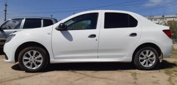 Пластиковые накладки порогов Фанат Тюнинг Renault Logan 1 дорестайлинг (2004-2010)