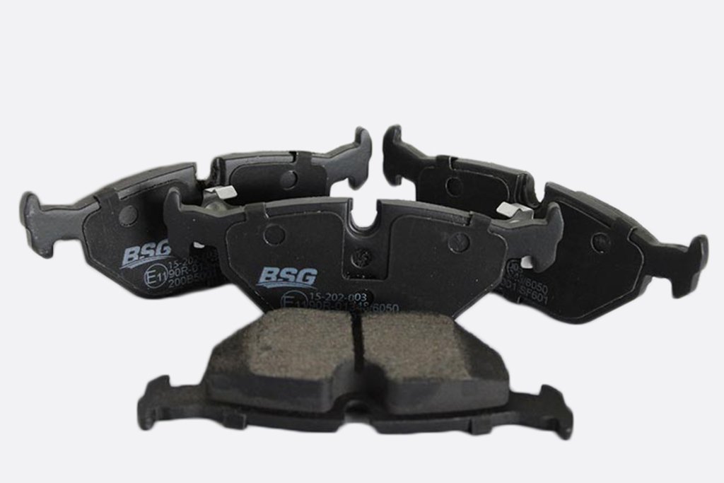 1 259 р. Колодки тормозные BMW E32,E34,E36,Z3 (-03) задние (4шт.) BSG  с доставкой в г. Кемерово
