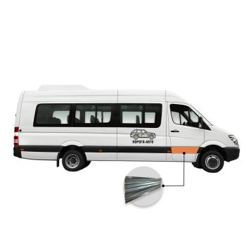Вставка под молдинг двери пассажирской Volkswagen Crafter maxi long