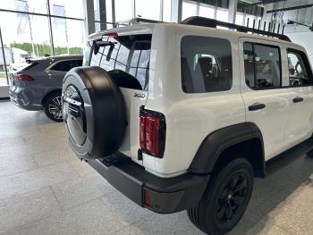 15 999 р. Пластиковый колпак (чехол) запасного колеса RALEX Tank 300 (2020-2025) (неокрашенный (глянец под окраску))  с доставкой в г. Кемерово. Увеличить фотографию 12