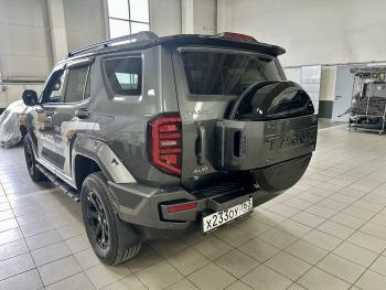 21 999 р. Пластиковый колпак (чехол) запасного колеса RALEX  Tank 400 (2023-2025) (черный глянец (лак))  с доставкой в г. Кемерово. Увеличить фотографию 7