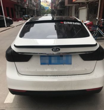 2 559 р.     Козырек на стекло Kia Cerato 3 (13-н.в.)  kicr3-ksn00  с доставкой в г. Кемерово. Увеличить фотографию 1