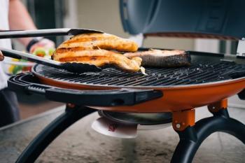 40 899 р. Гриль газовый O-GRILL 500MT синий, с термометром (в комплекте адаптер тип А) O-GRILL 500mt-blue  с доставкой в г. Кемерово. Увеличить фотографию 25