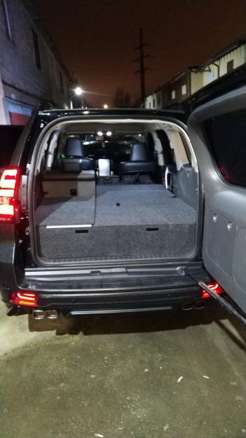 24 999 р. Органайзер в багажник для Toyota Land Cruiser Prado 150 (2 выдв.ящика+спальник) дорестайлинг РФ 150-003  с доставкой в г. Кемерово. Увеличить фотографию 3