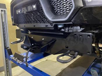 57 399 р. Площадка РИФ под лебёдку в штатный бампер Dodge Ram 1500 Rebel 2019+ (бензин) РИФ rifdrr-30000  с доставкой в г. Кемерово. Увеличить фотографию 13