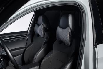 329 р. Подушка-косточка (жаккард) Lord Autofashion   (черный, строчка Соты серая)  с доставкой в г. Кемерово. Увеличить фотографию 3