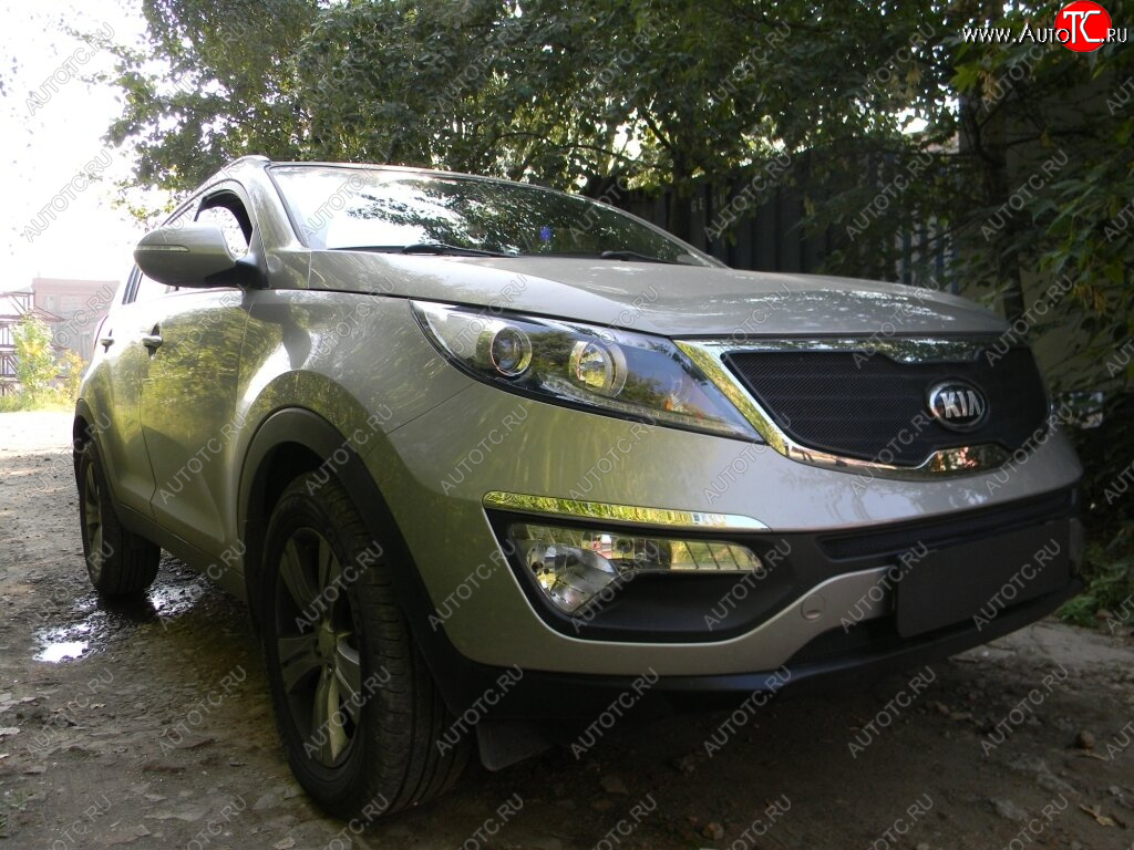 3 199 р. Защитная сетка в бампер (верх, ячейка 3х7 мм) Alfeco Стандарт  KIA Sportage  3 SL (2014-2016) рестайлинг (Чёрная)  с доставкой в г. Кемерово