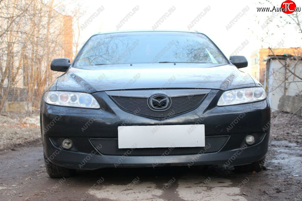 3 179 р. Защитная сетка в бампер (верх, ячейка 3х7 мм) Alfeco Стандарт Mazda 6 GG седан дорестайлинг (2002-2005) (Чёрная)  с доставкой в г. Кемерово