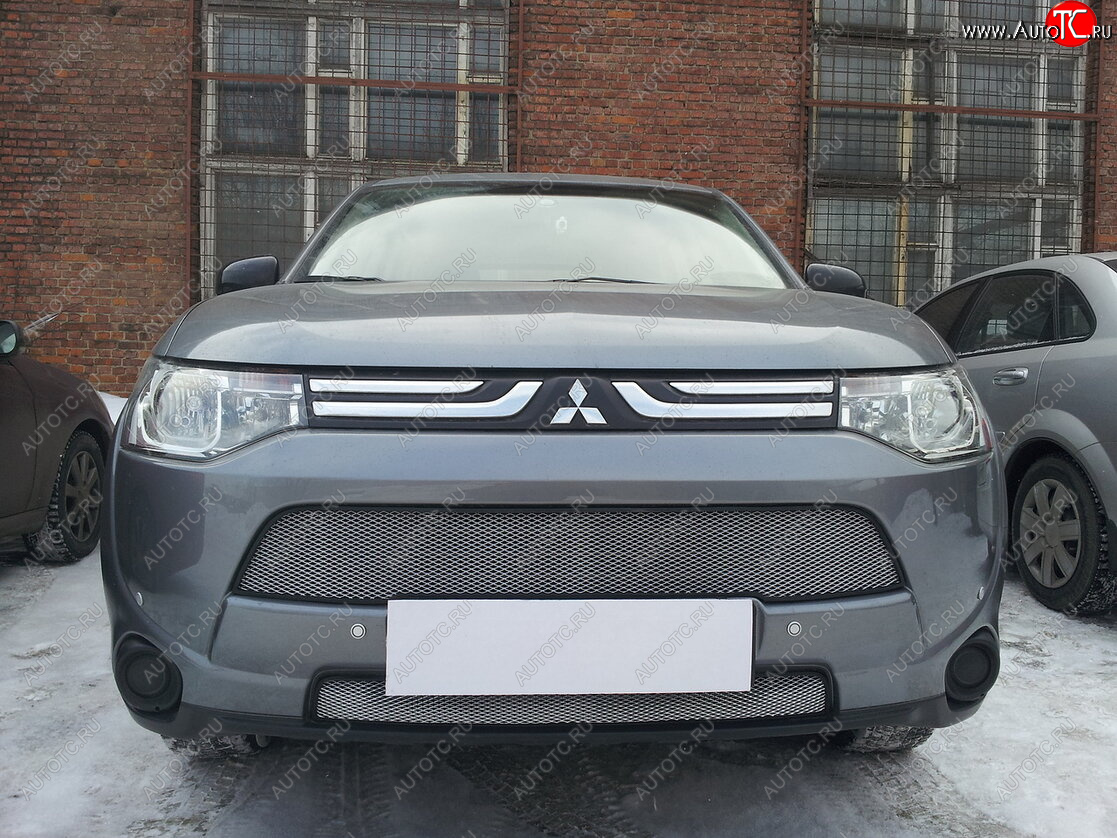 6 349 р. Защитная сетка в бампер (2 части, ячейка 3х7 мм) Alfeco Стандарт Mitsubishi Outlander GF дорестайлинг (2012-2014) (Хром) с доставкой в г. Кемерово Увеличить фотографию 1 6 349 р. Защитная сетка в бампер (2 части, ячейка 3х7 мм) Alfeco Стандарт Mitsubishi Outlander GF дорестайлинг (2012-2014) (Хром) с доставкой в г. Кемерово