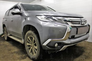 4 849 р. Защитная сетка в бампер (низ, с парктроником, ячейка 3х7 мм) Стрелка11 Стандарт  Mitsubishi Pajero Sport  QE (2015-2021) дорестайлинг (Хром)  с доставкой в г. Кемерово. Увеличить фотографию 3