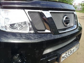 3 079 р. Защитная сетка в бампер (низ, ячейка 3х7 мм) Стрелка11 Стандарт Nissan Pathfinder R51 рестайлинг (2009-2014) (Хром)  с доставкой в г. Кемерово. Увеличить фотографию 2
