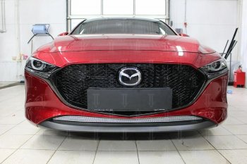 3 879 р. Защитная сетка в бампер (низ, ячейка 4х10 мм) Alfeco Премиум  Mazda 3/Axela  BP (2019-2025) хэтчбэк (Хром)  с доставкой в г. Кемерово. Увеличить фотографию 2