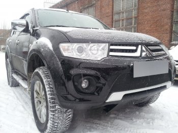 4 299 р. Защитная сетка в бампер (низ, ячейка 4х10 мм) Alfeco Премиум  Mitsubishi L200  4 - Pajero Sport  PB (Чёрная)  с доставкой в г. Кемерово. Увеличить фотографию 2