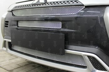 9 849 р. Защитная сетка в бампер (3 части, ячейка 4х10 мм) Alfeco Премиум Mitsubishi Outlander GF 3-ий рестайлинг (2018-2022) (Хром)  с доставкой в г. Кемерово. Увеличить фотографию 4