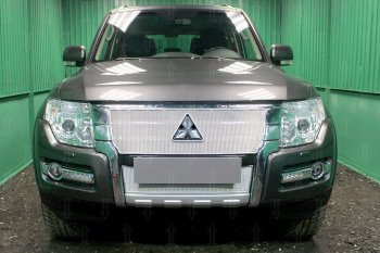 Защитная сетка в бампер (верх, ячейка 4х10 мм) Стрелка11 Премиум Mitsubishi Pajero 4 V90 2-ой рестайлинг (2014-2020) (Хром)